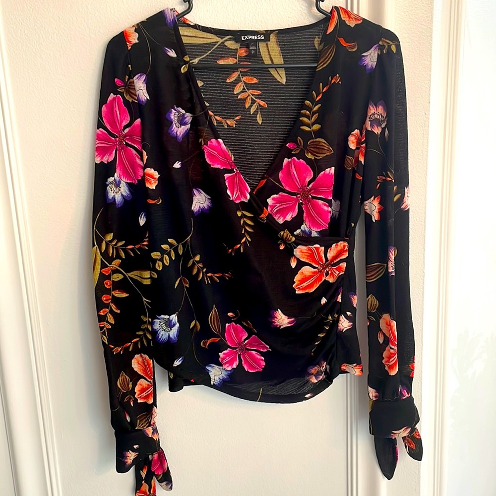 Express floral top